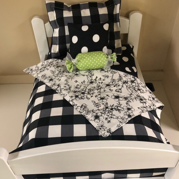 Bedding set for 18” dolls - Picture 6 of 6